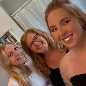 Meet your Posher, Deb